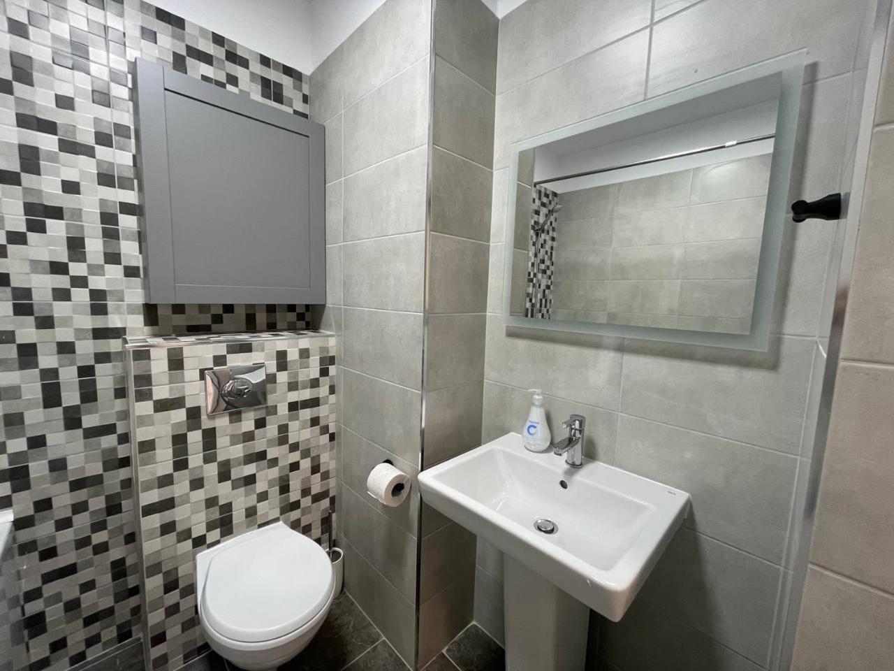 Moghioros Residence C3 Bucarest Extérieur photo